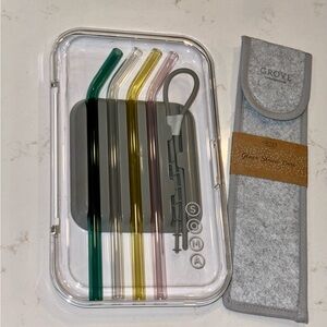 Soma Multicolor Glass Straw Set with Gray Felt Carry Sleeve